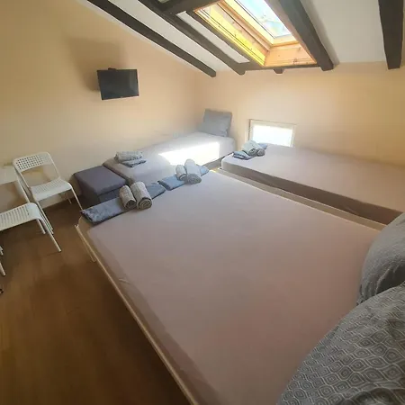 Let's Go Party - Center 酒店 普罗夫迪夫