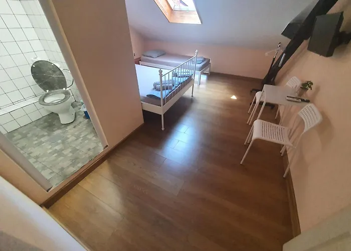 Let's Go Party - Center 酒店